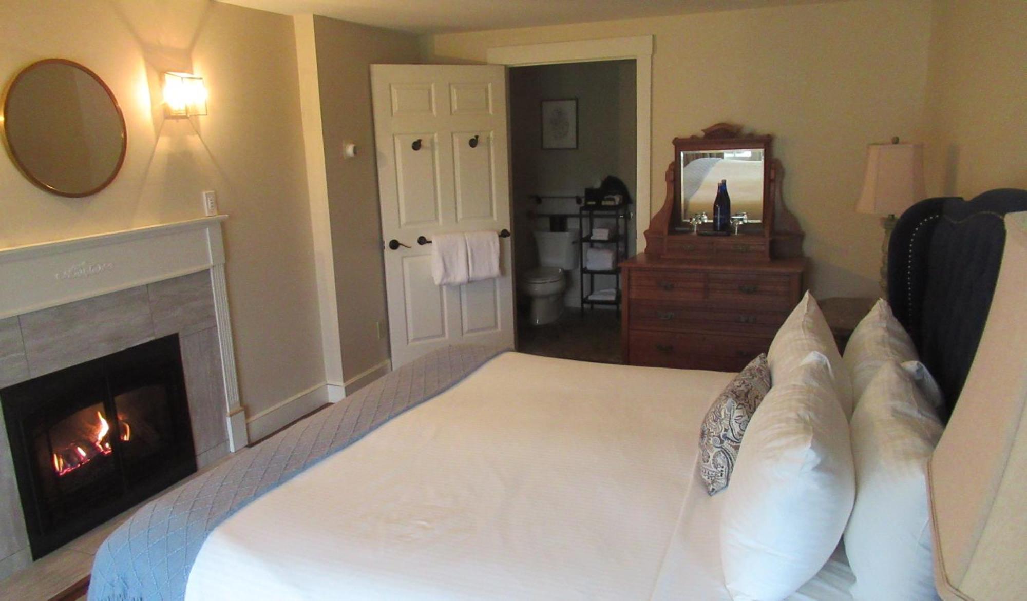 The White House 3*
