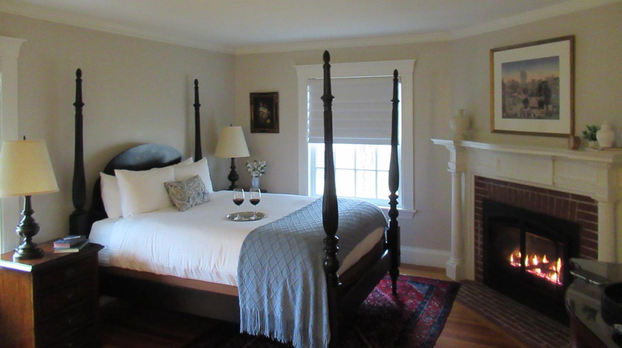 The White House Inn