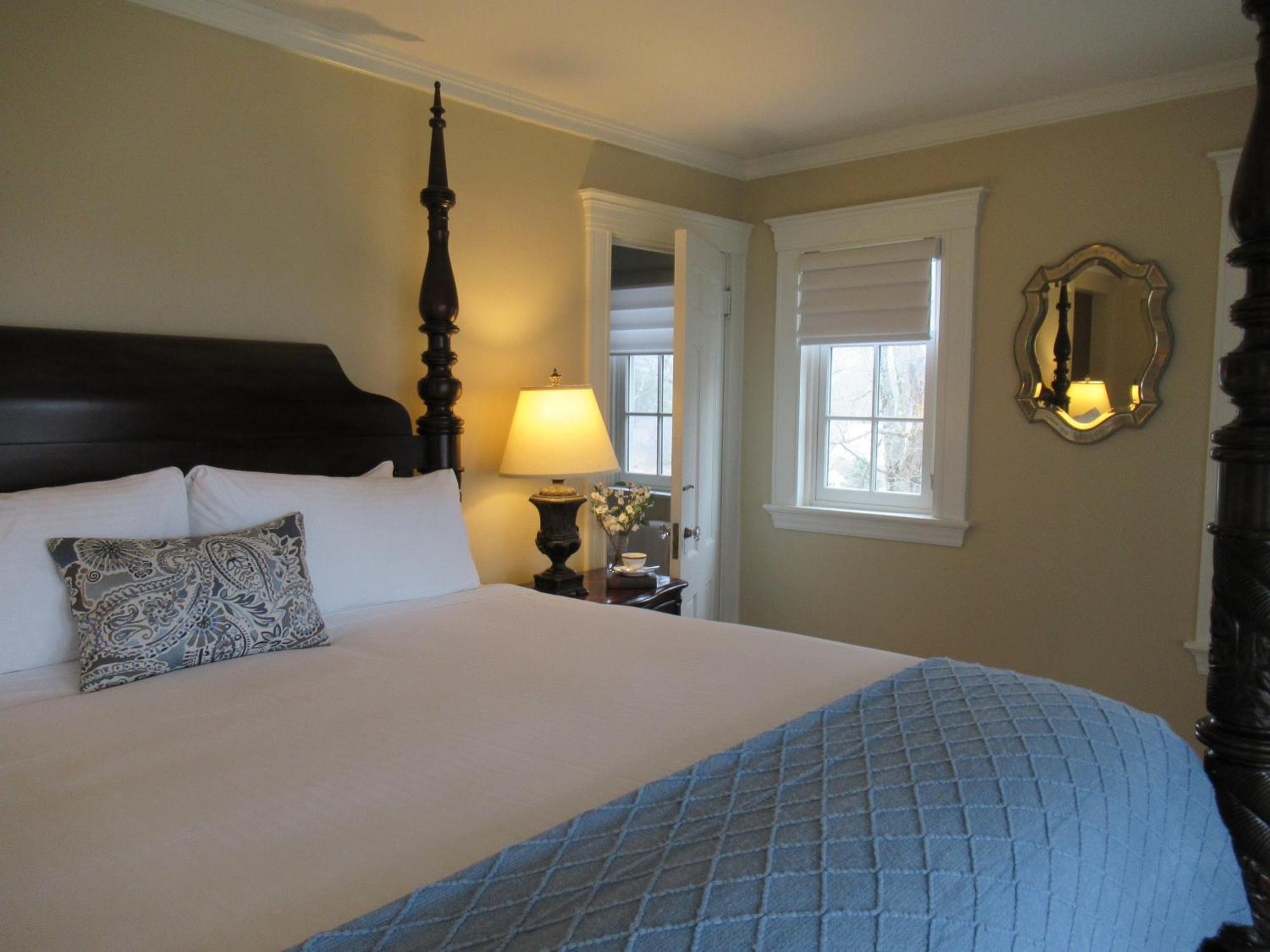 The White House Inn 3*
