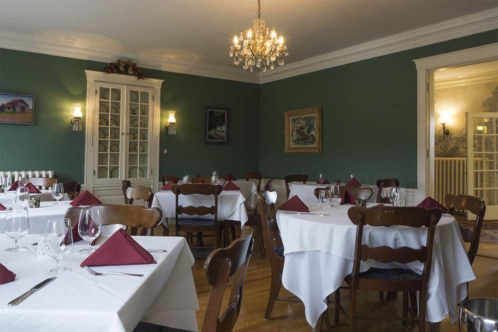The White House Inn