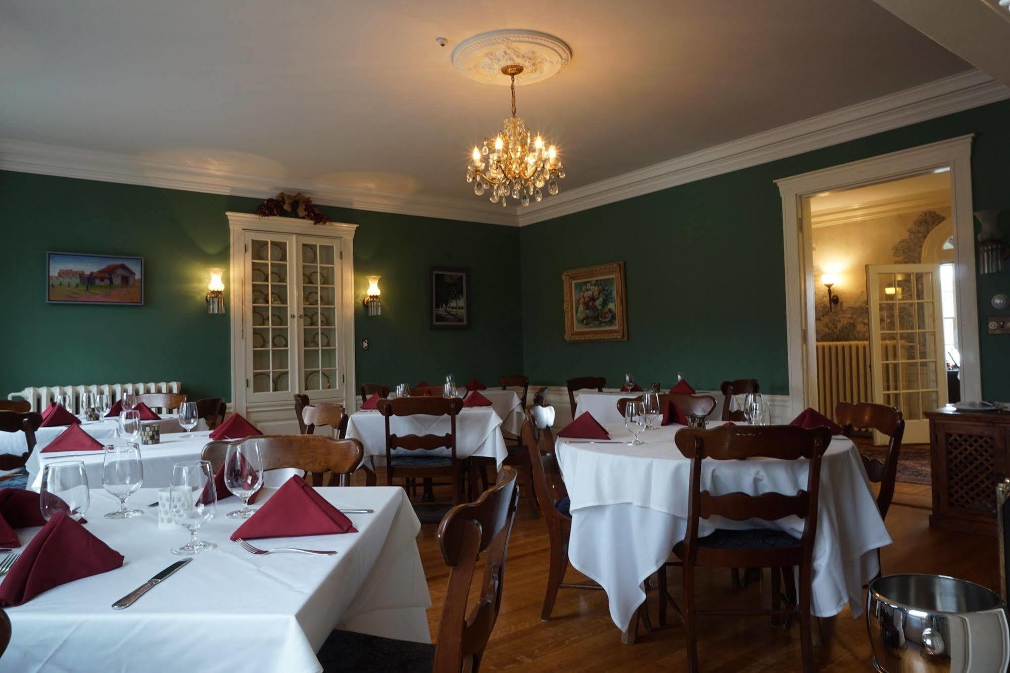 The White House 3* Wilmington